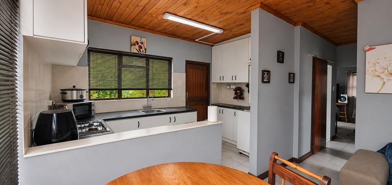 To Let 2 Bedroom Property for Rent in Glen Lilly Western Cape